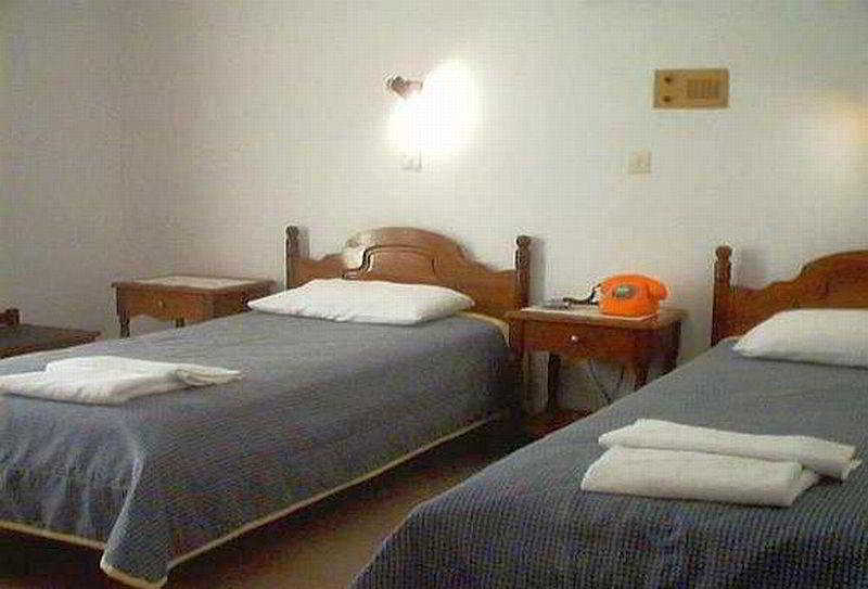 Alkyon Hotel Kamári Екстериор снимка