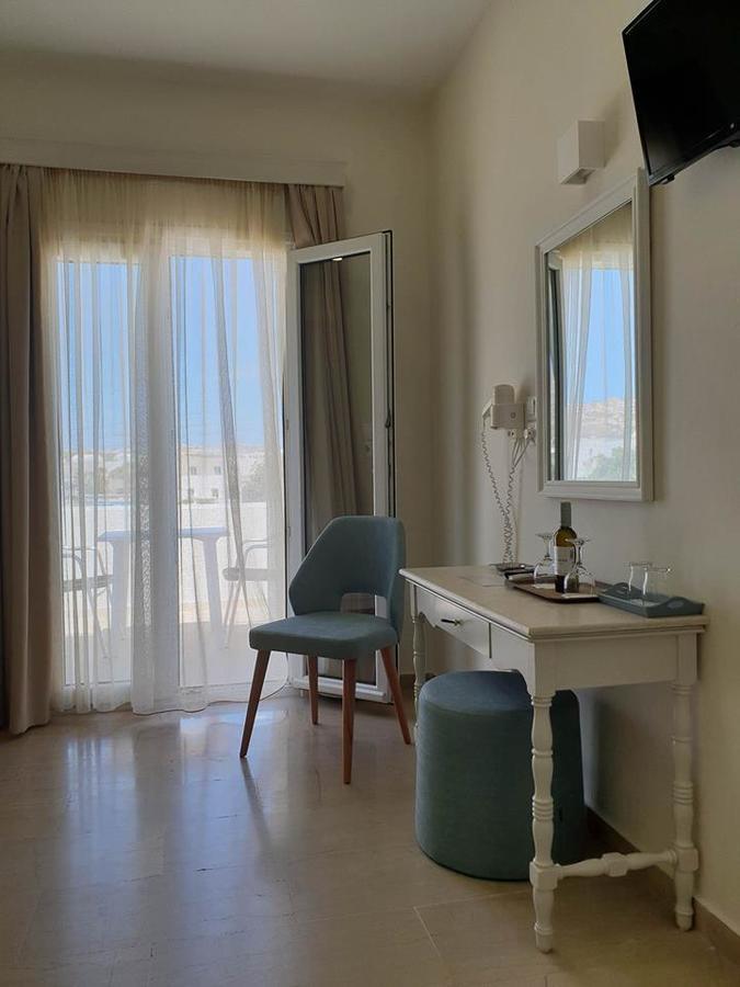 Alkyon Hotel Kamári Екстериор снимка