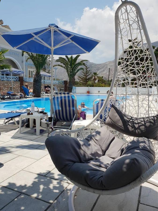 Alkyon Hotel Kamári Екстериор снимка