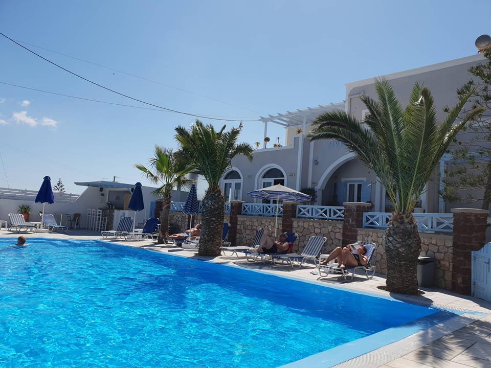 Alkyon Hotel Kamári Екстериор снимка