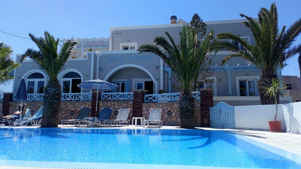 Alkyon Hotel Kamári Екстериор снимка