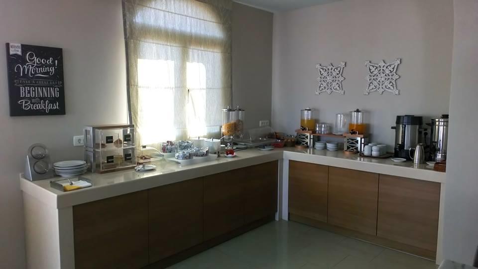 Alkyon Hotel Kamári Екстериор снимка